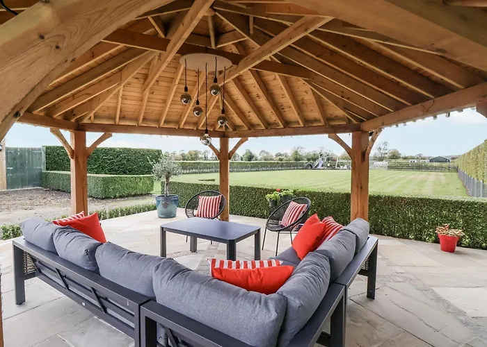 Pear Tree Semesterbostad